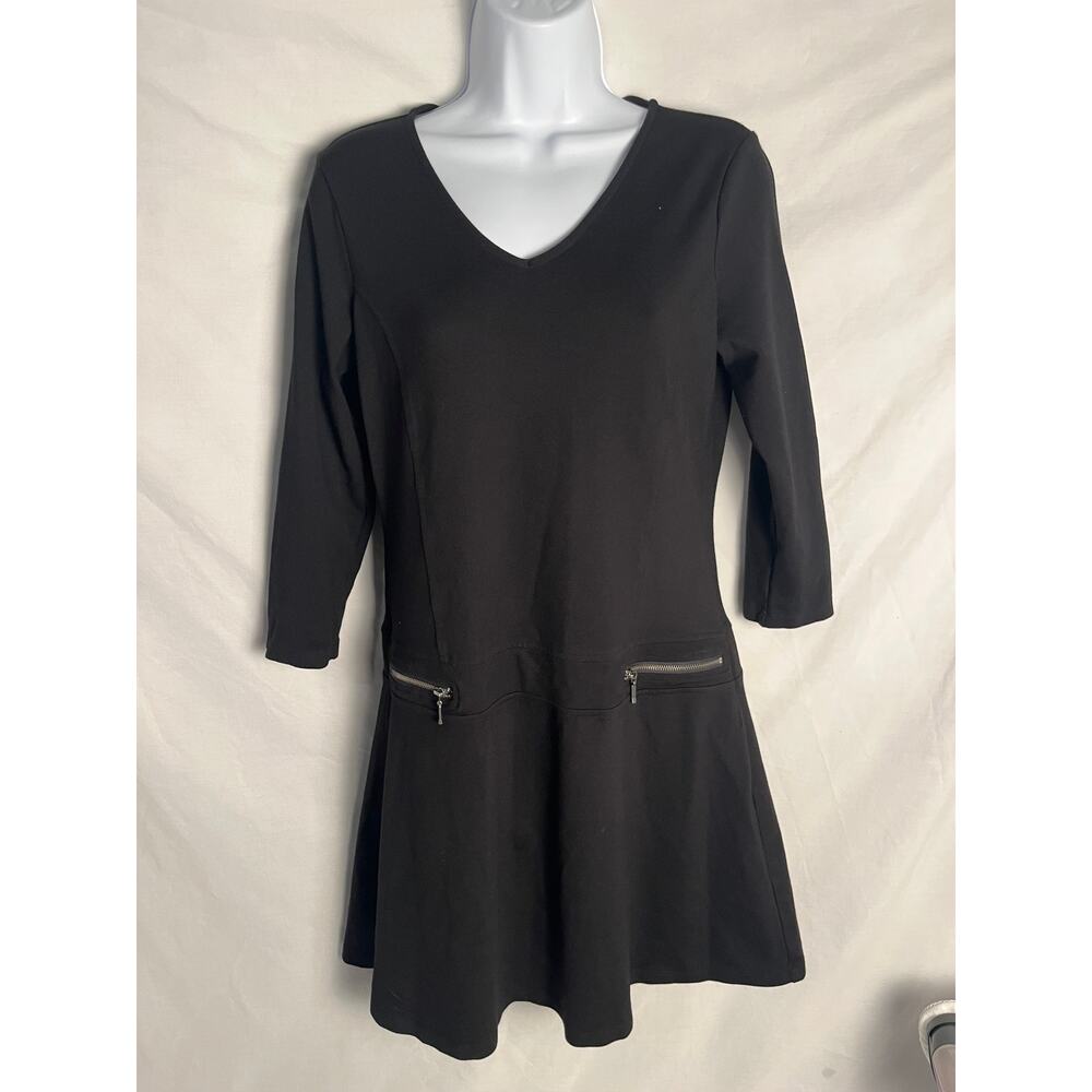 Neiman Marcus Black V-Neck Fit Flare Dress Women’s Small Stretch Zipper